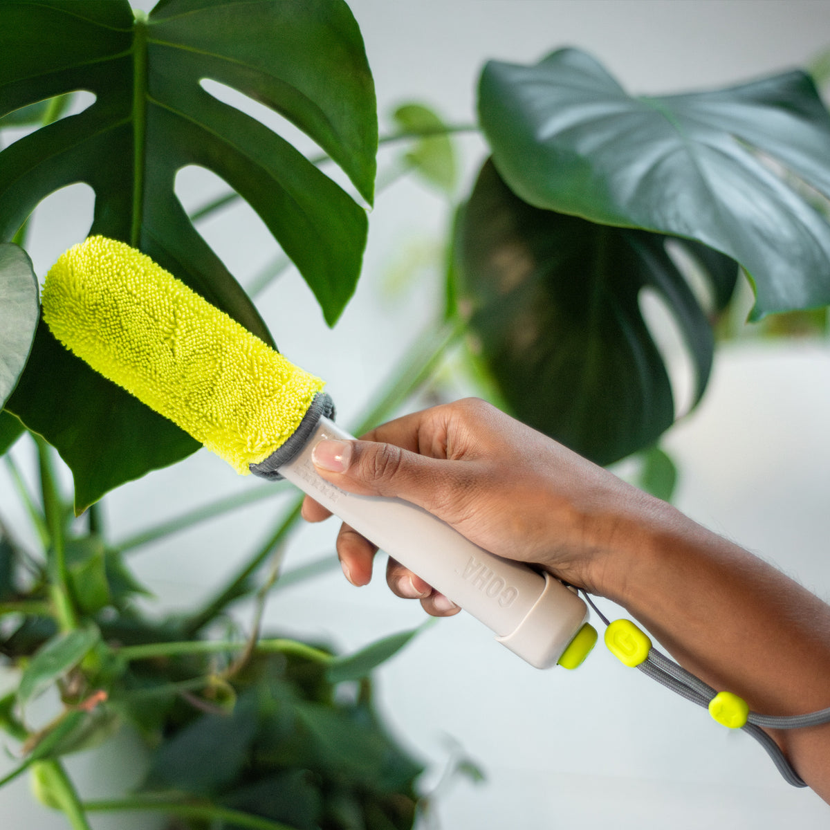Leaf Sweep™ Plant Cleaning Tool Starter Kit w Combo Covers